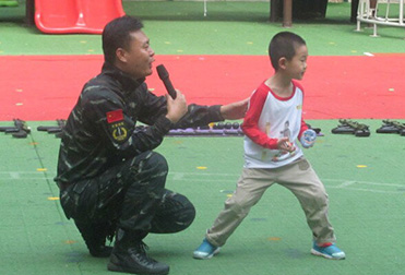 和平街幼儿园防恐培训