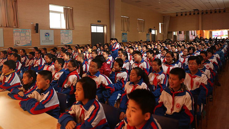 防暴力知识讲座