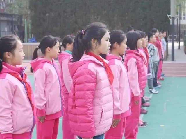 北京市海淀区第二实验小学升旗手、护旗手培训