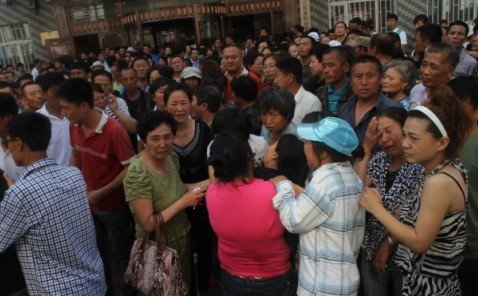 一天内16名学生溺水死亡