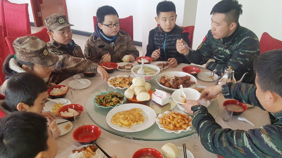 热烈祝贺2017巨峰成长冬令营圆满结营!