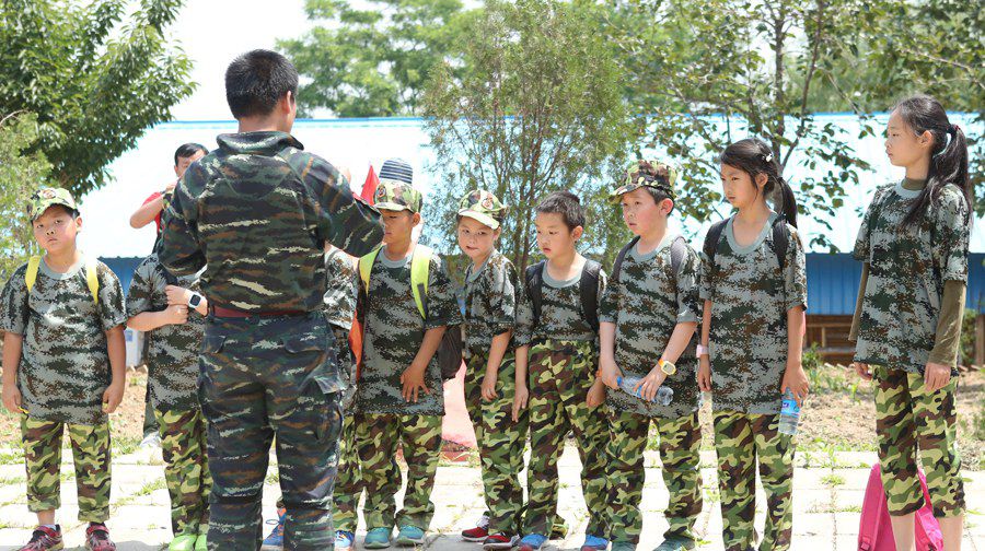 军事探秘挑战赛 巨峰特训助力孩子突破“恐惧”心防